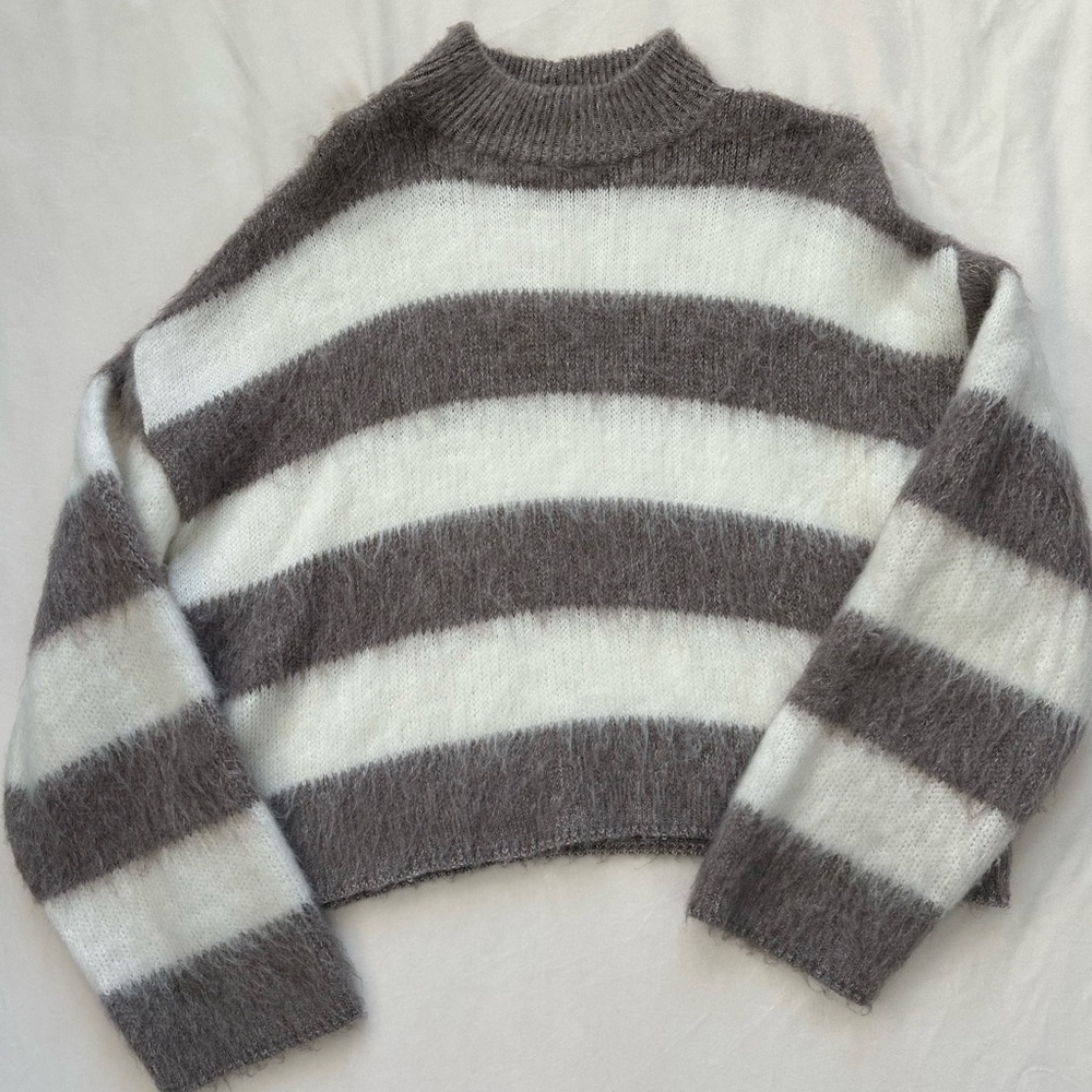 Express Women's Cowl Neck Sweater in Gray and Cream Stripes